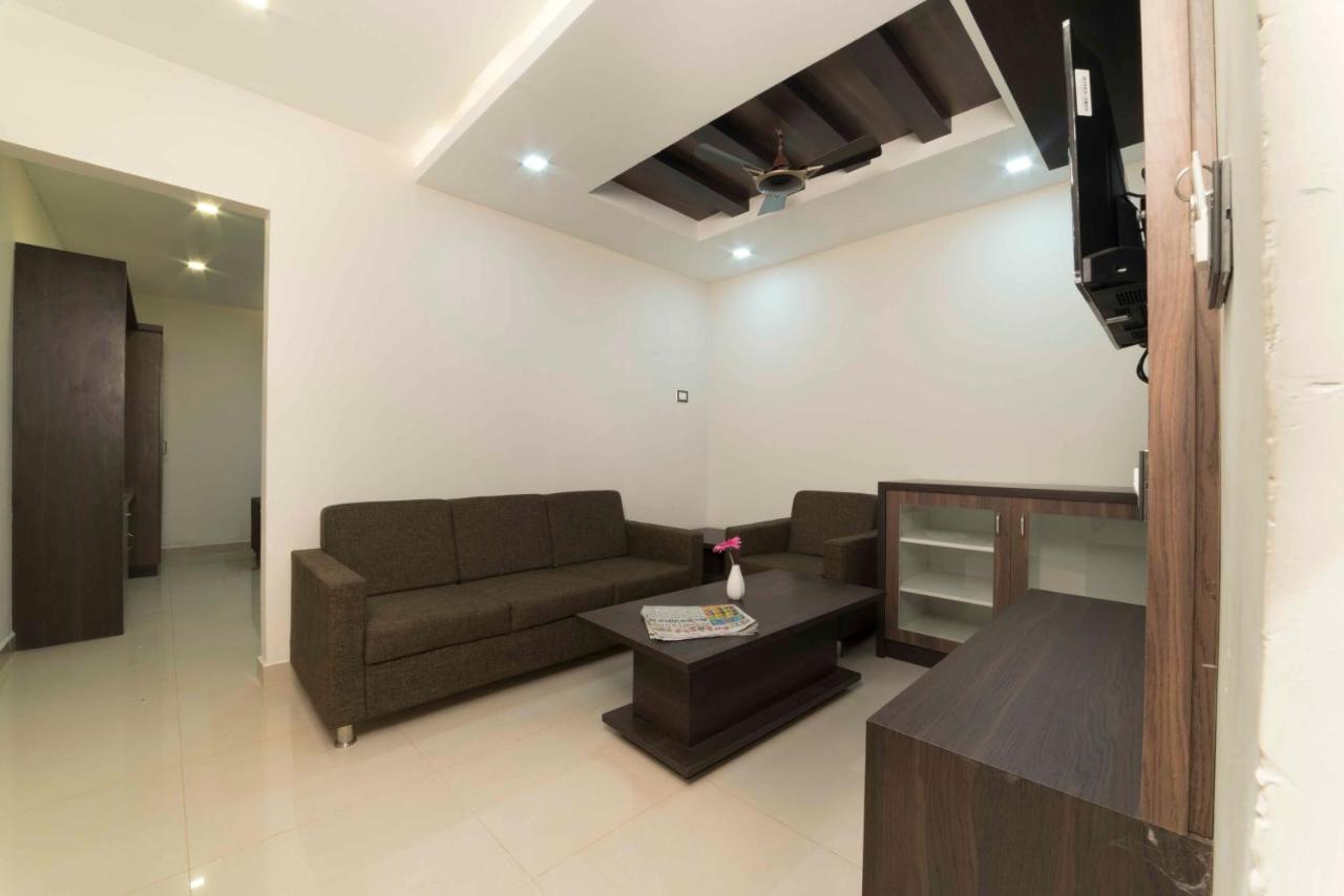 Hotel Sami V Landmarks Arantangi Ngoại thất bức ảnh