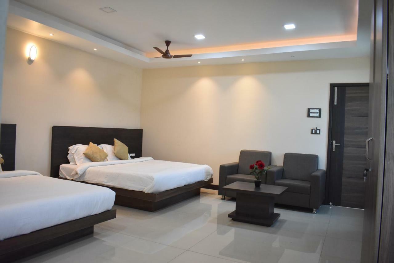 Hotel Sami V Landmarks Arantangi Ngoại thất bức ảnh